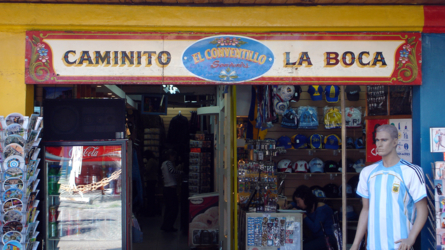Überall Fussball in La Boca