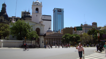Buenos Aires: alt neben neu...